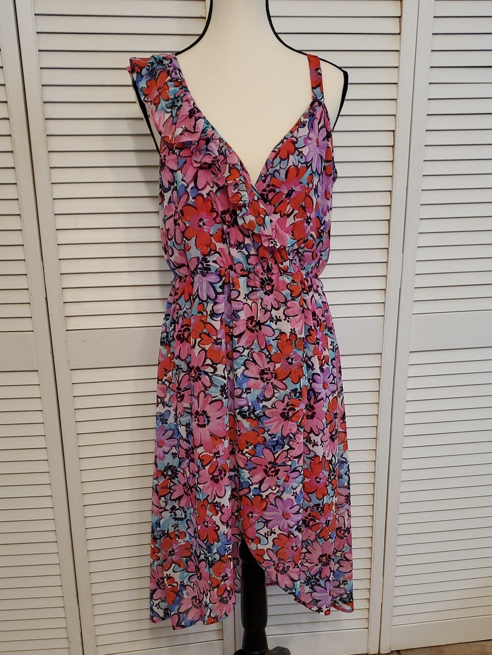 Paper Doll Chiffon Asymmetrical Floral Dress, Size Large